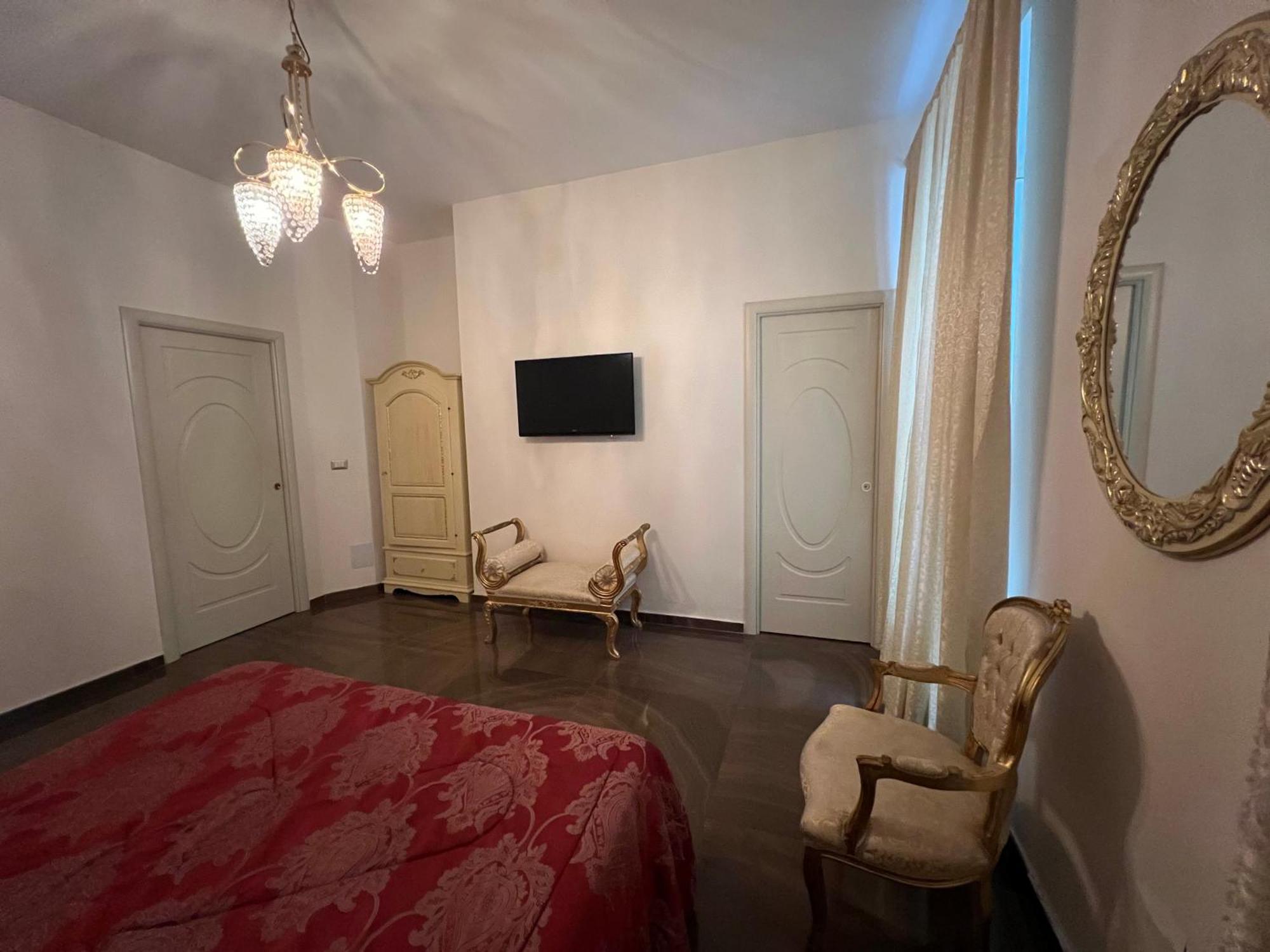 Beb Mariafrancesca Bed & Breakfast Napoli Bagian luar foto